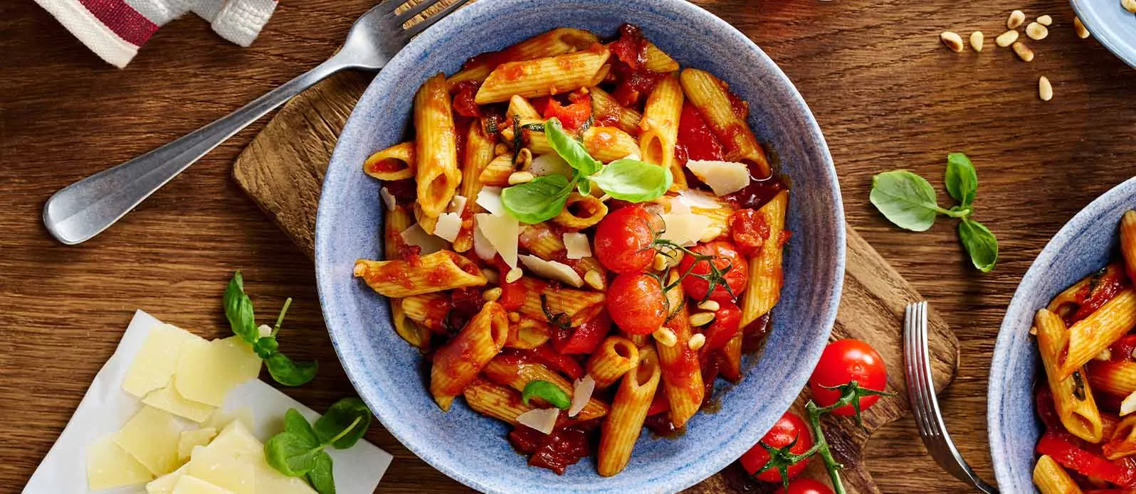 Penne arrabiata s rajčatovo-chilli omáčkou