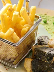 Veganské fish & chips s celerem a hráškem