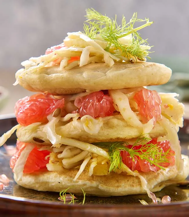 Veganské palačinky s fenyklovým coleslawem