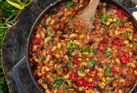 Chilli mac s kuřecím masem a mac ‘n’ cheese