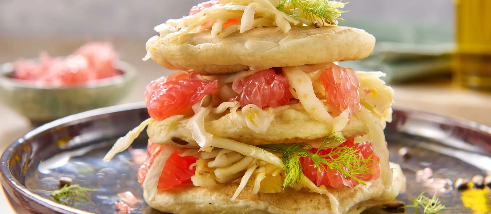 Veganské palačinky s fenyklovým coleslawem