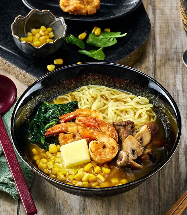 Ramen s krevetami a miso máslem