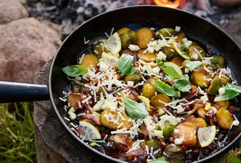 Smažené růžičkové kapusty s guanciale a citronem