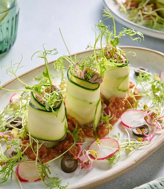 Cuketové cannelloni s fazolemi a hráškem