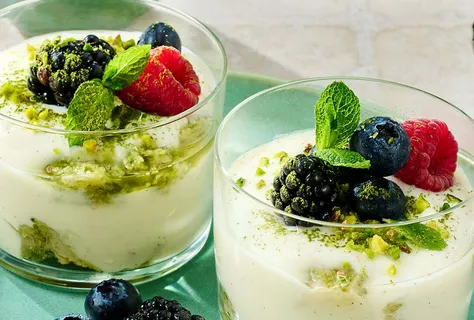 Veganské tiramisu s matchou a tamari